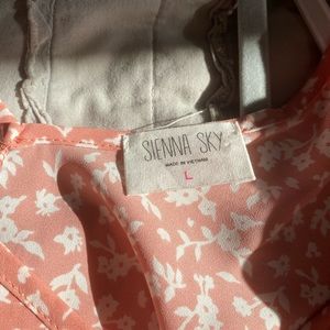 Floral shirt size large